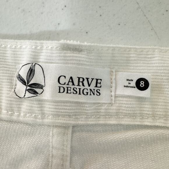 Carve Designs Oahu Shorts in White Corduroy Size 8 Raw Hem 3.5" Inseam - Picture 4 of 10
